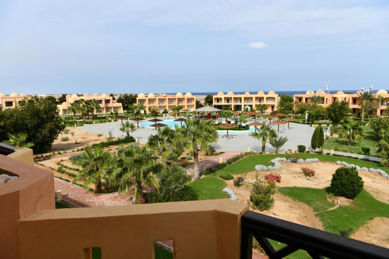 Wadi Lahmy Azur Resort - Soft All-Inclusive Abu Ghusun Ngoại thất bức ảnh