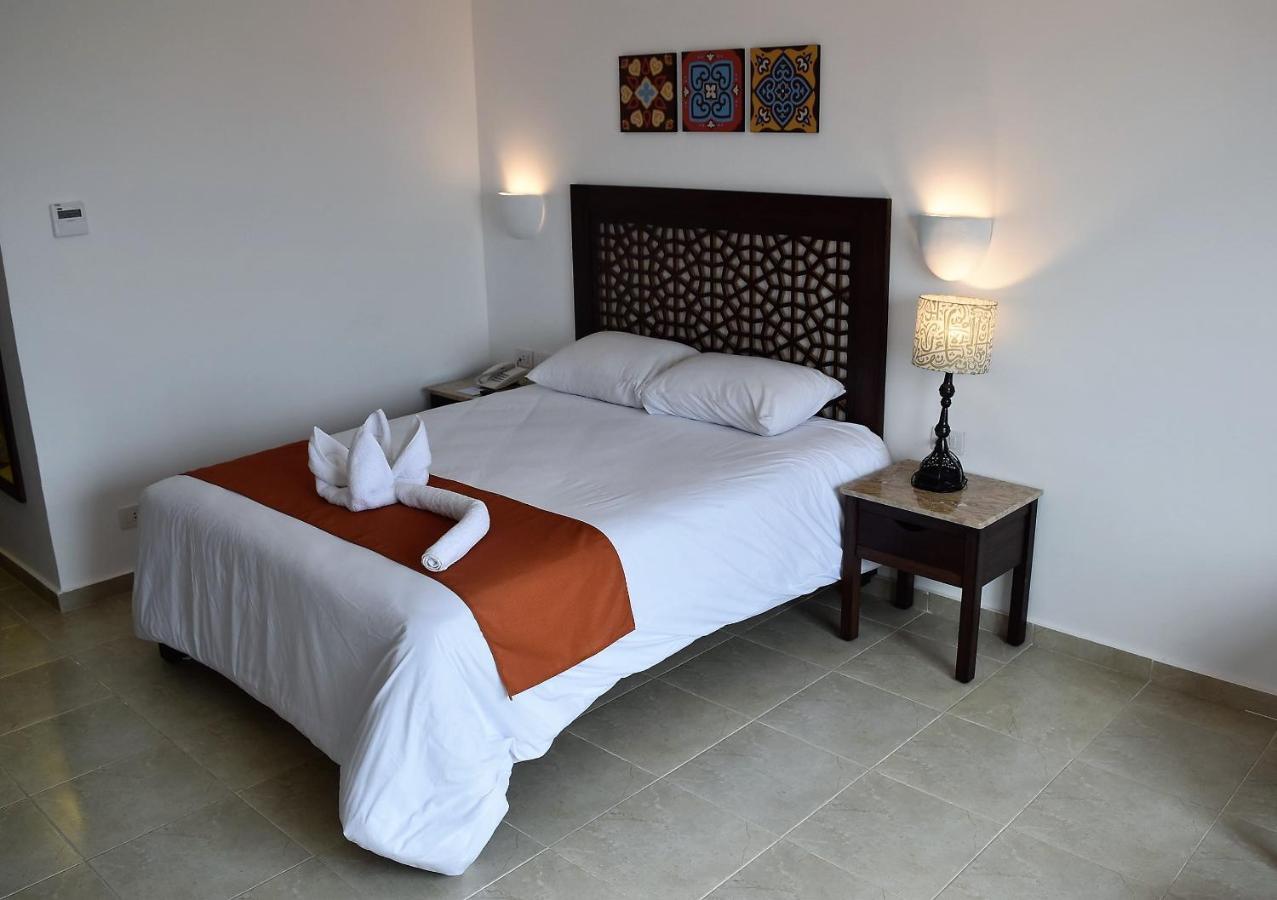 Wadi Lahmy Azur Resort - Soft All-Inclusive Abu Ghusun Ngoại thất bức ảnh